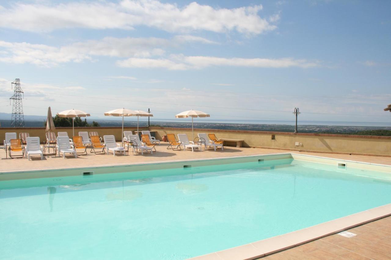 Glamping Debbiare Hotel Riparbella Exterior foto