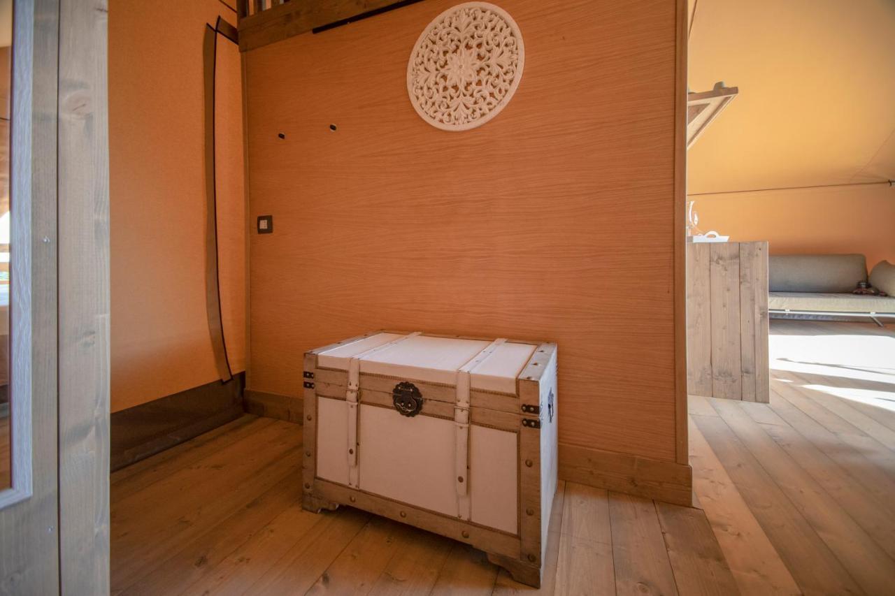 Glamping Debbiare Hotel Riparbella Exterior foto