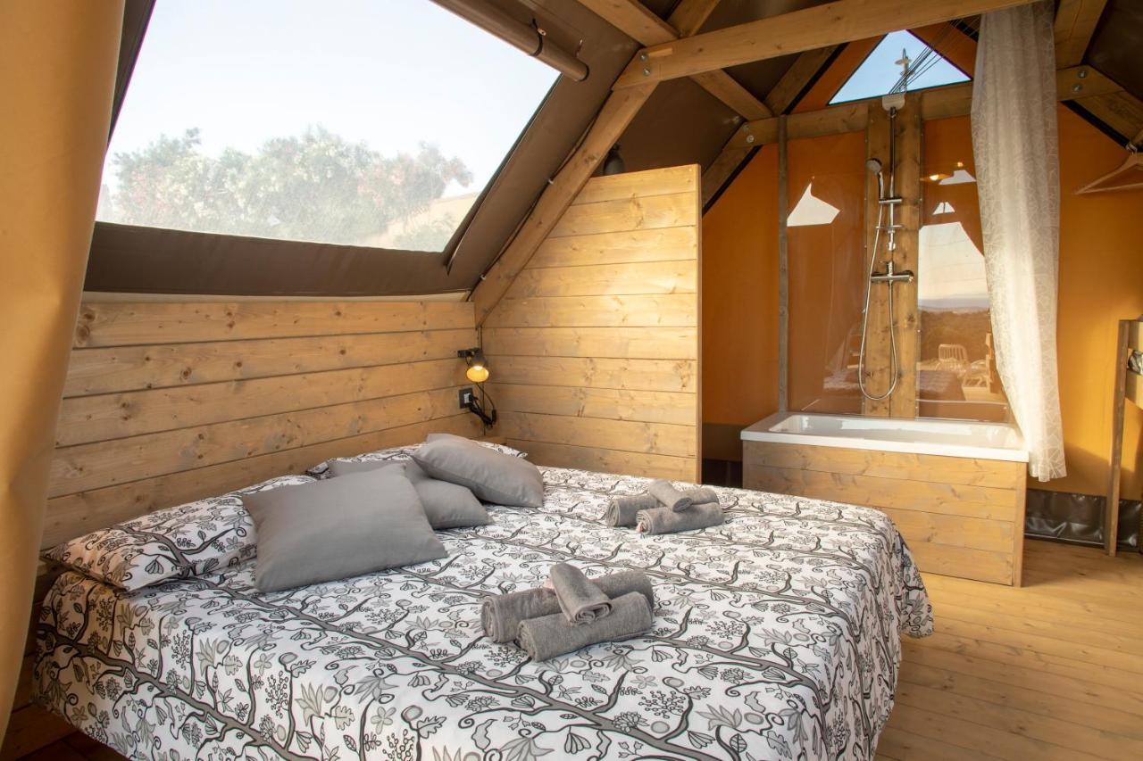 Glamping Debbiare Hotel Riparbella Exterior foto